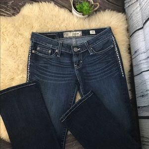 NWOT Bke Sabrina bedazzled Straight Leg Jeans 25